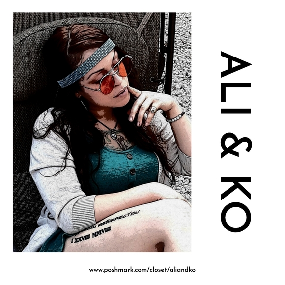 VVV | ALI & KO - Picture 6 of 6